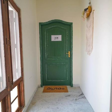 Hostel Destin Olympus Banjara Hyderabad Exterior foto
